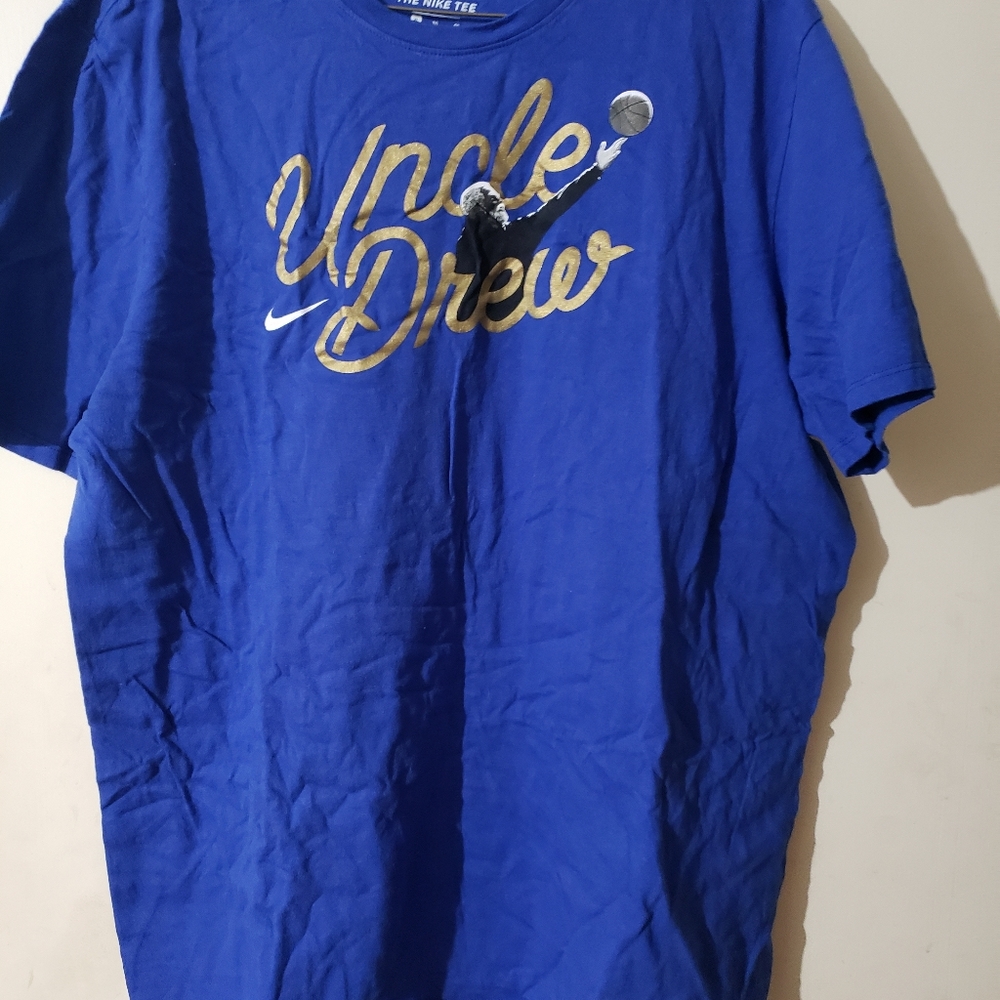 Nike T-shirt uncle drew